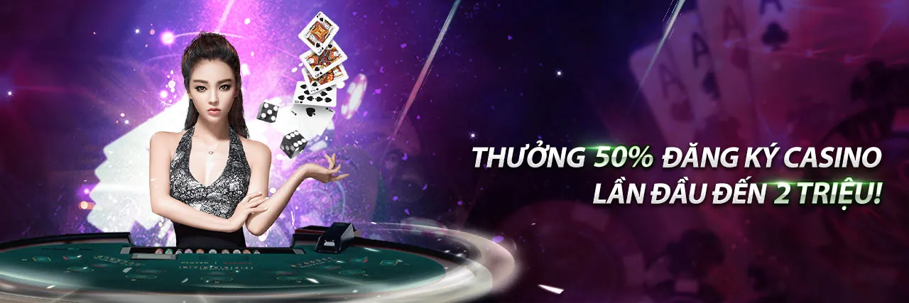 Sòng bạc trực tuyến hu88 với bàn chơi baccarat và chip vàng